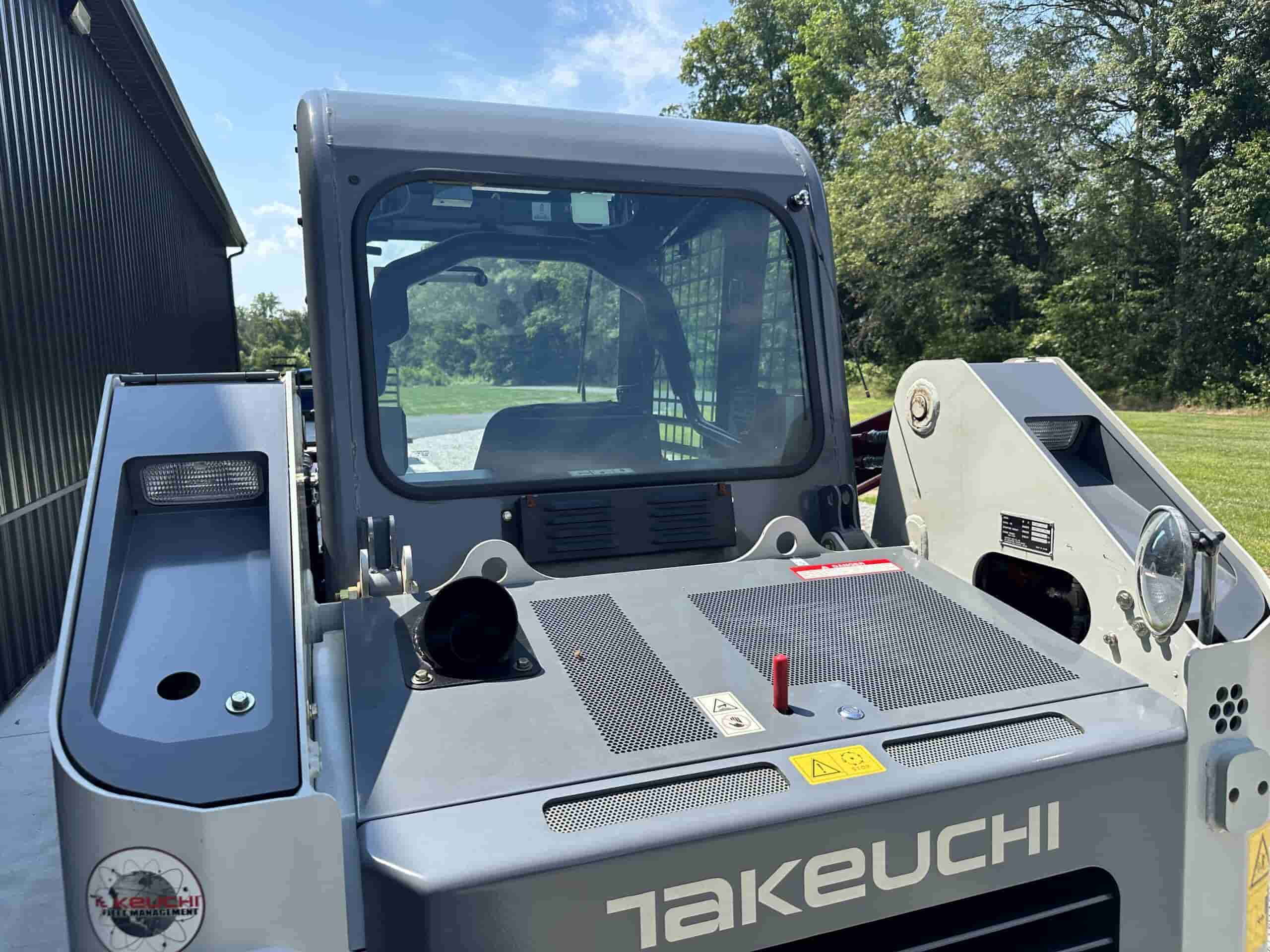 2019 TAKEUCHI TL8 HIGH FLOW
